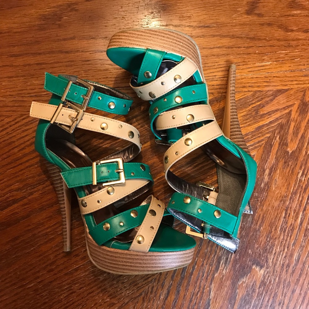 Gorgeous Tan, Teal & Gold Studded Double Ankle Strap High Heels! - Picture 10 of 16